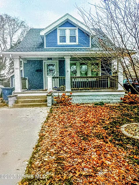 504 N Main St, Walbridge, OH 43465
