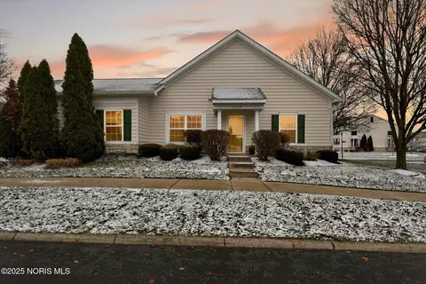 6038 Seabiscuit Dr, New Albany, OH 43054