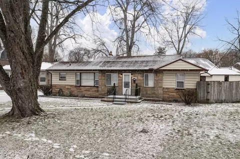 4841 Leamington Ave, Toledo, OH 43613