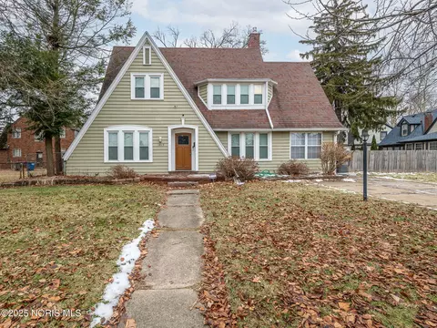 1819 Shenandoah Rd, Toledo, OH 43607