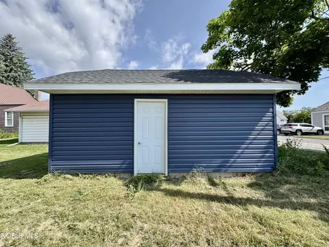 228 N Beech St, Bryan, OH 43506 photo 27