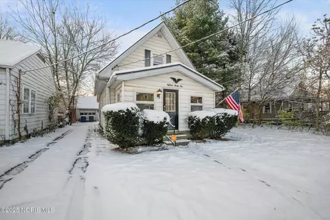 1821 Stahlwood Ave, Toledo, OH 43613