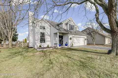 7276 Winding Brook Rd, Perrysburg, OH 43551
