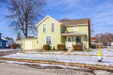508 Short Elm St, Fostoria, OH 44830