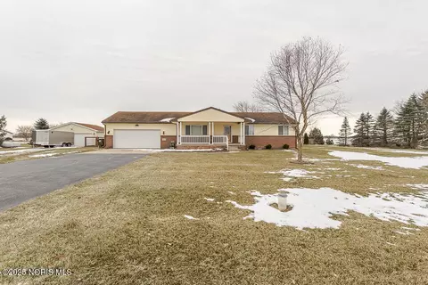 11755 W Sylvania Ave, Berkey, OH 43504