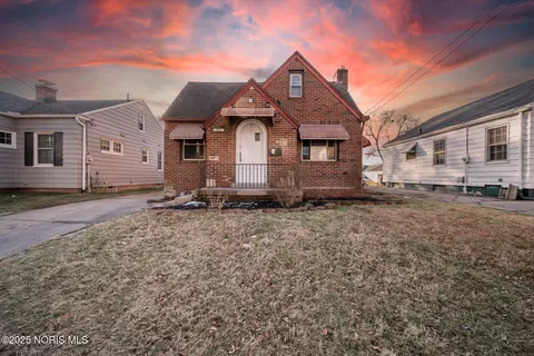 1023 Hawk St, Toledo, OH 43612