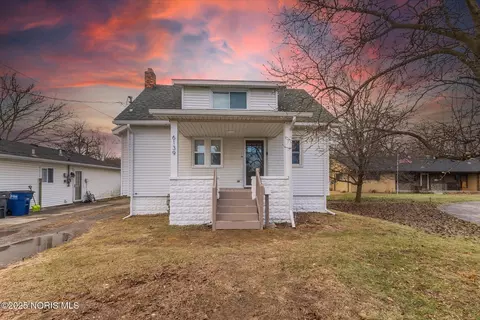 6139 Secor Rd, Toledo, OH 43613