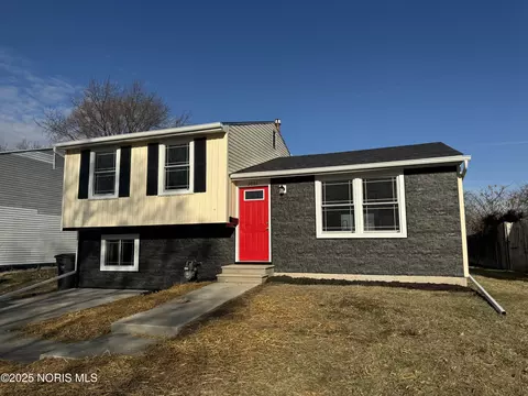 2051 Northridge Dr, Toledo, OH 43611