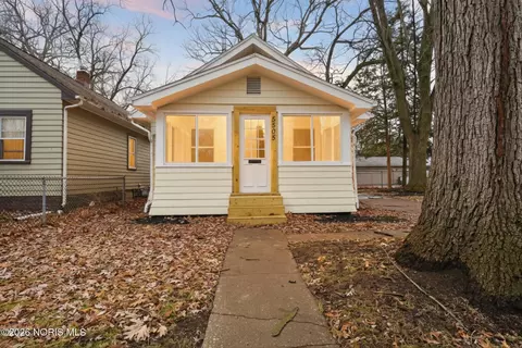5505 Gay St, Toledo, OH 43613