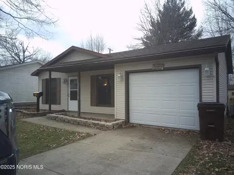 512 Tiedeman Ave, Defiance, OH 43512