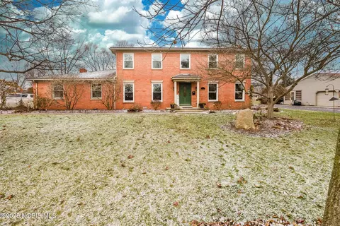 1620 Imperial Ln, Findlay, OH 45840