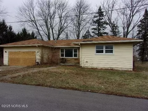 107 S Frazier St, North Baltimore, OH 45872