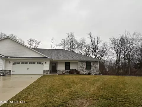764 Clairmont Ave, Napoleon, OH 43545