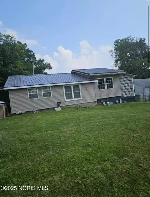 305 Lake St, Montpelier, OH 43543