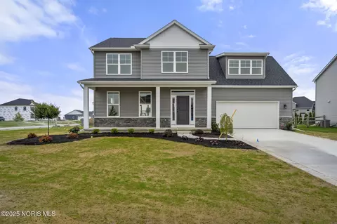 9425 Newbury Ln, Whitehouse, OH 43571