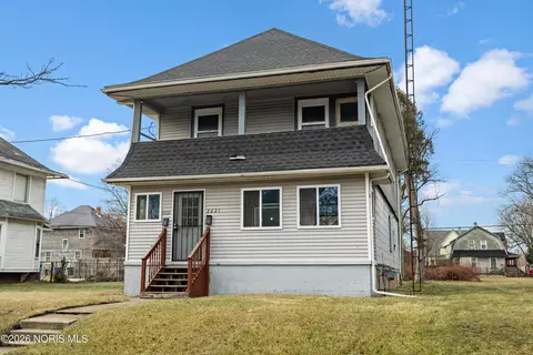 2621 Lawrence Ave, Toledo, OH 43610