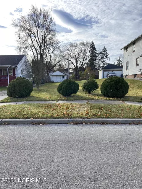 1749 Milburn Ave, Toledo, OH 43606