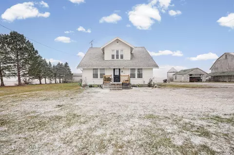 611 County Road 11, Liberty Center, OH 43532