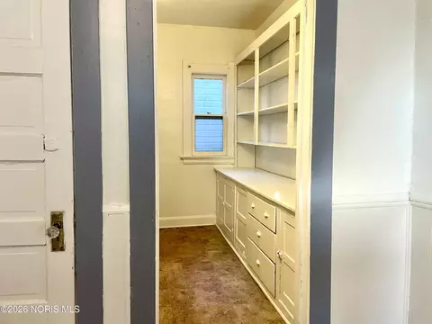 Entry Way - 1133 N Blum St, Toledo, OH 43607 photo 1 of 1