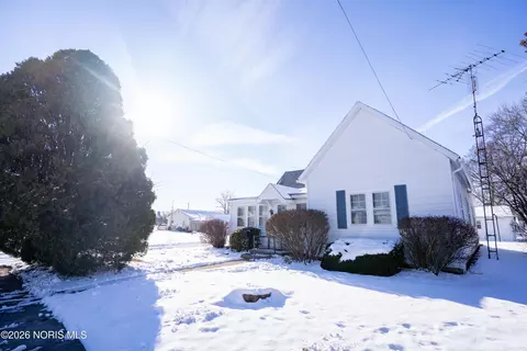 606 Lincoln Ave, Paulding, OH 45879 photo 4