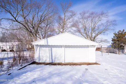 606 Lincoln Ave, Paulding, OH 45879 photo 9