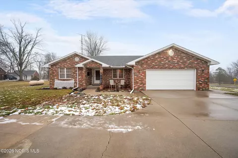 83 County Road 17, Napoleon, OH 43545