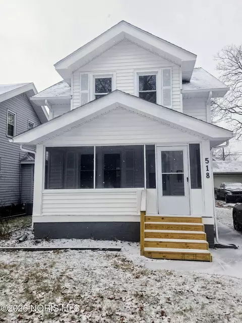 518 Colima Dr, Toledo, OH 43609