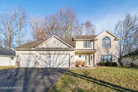 7648 Hickory Grove Rd, Sylvania, OH 43560