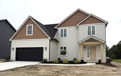 1812 Caleb Ct, Waterville, OH 43566