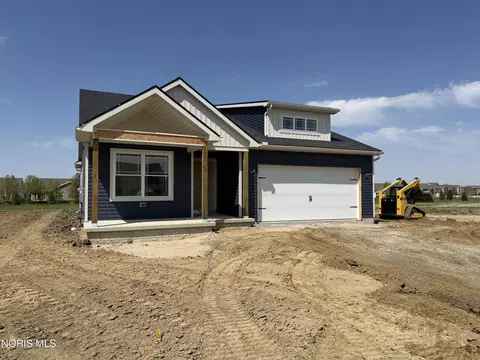 1347 Limerick Ln, Waterville, OH 43566