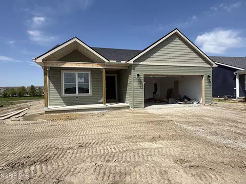 1383 Limerick Ln, Waterville, OH 43566
