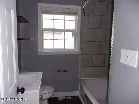 Bath - 503 E North Ave, Ada, OH 45810 photo 1 of 1