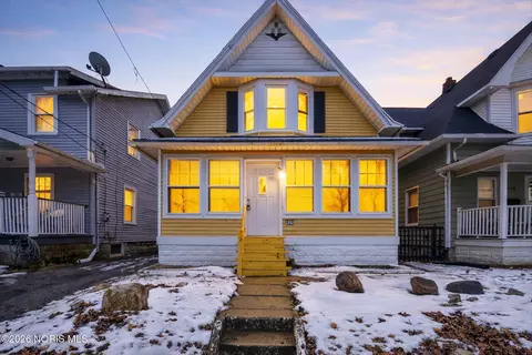 624 Carlton St, Toledo, OH 43609