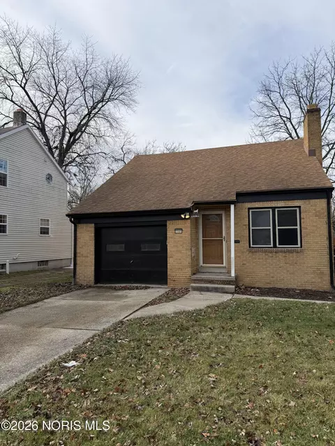 2065 Wyndhurst Rd, Toledo, OH 43607