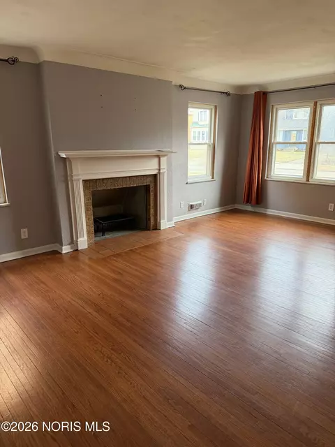2065 Wyndhurst Rd, Toledo, OH 43607 photo 3