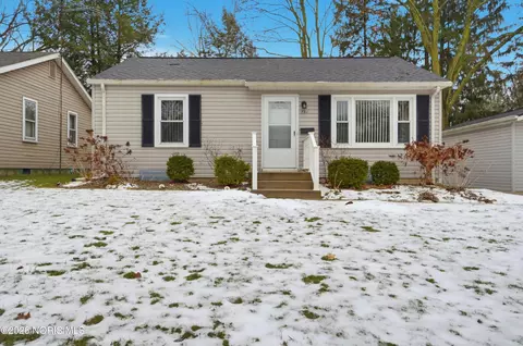 731 Keil Ct, Bowling Green, OH 43402