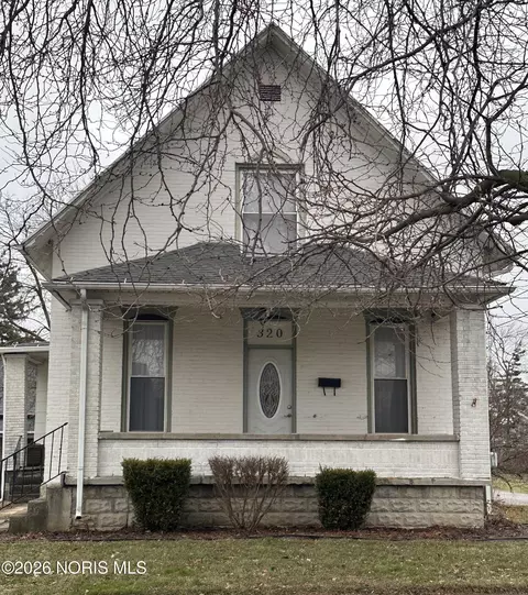 320 W Lima St, Findlay, OH 45840