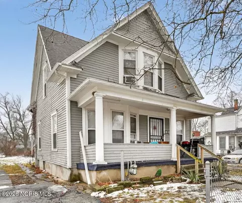 1501 Fernwood Ave, Toledo, OH 43607