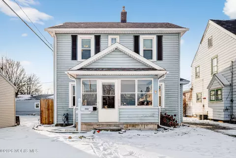 2352 108th St, Toledo, OH 43611