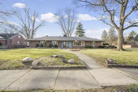 2833 Manchester Blvd, Toledo, OH 43606
