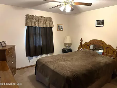 Bedroom - 208 Kenny Ray Pkwy, Edon, OH 43518 photo 1 of 1
