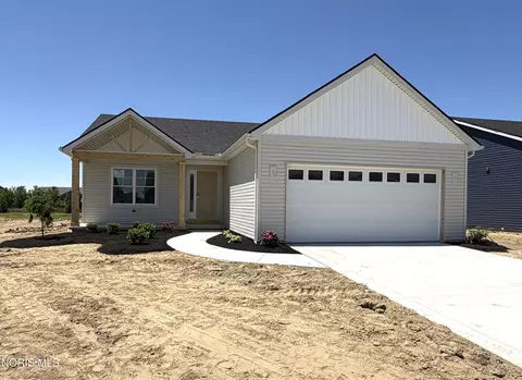 1335 Limerick Ln, Waterville, OH 43566
