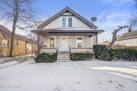 2837 Airport Hwy, Toledo, OH 43609