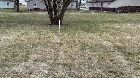 210 Weber St #11, Antwerp, OH 45813