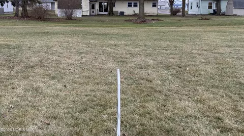 214 Weber St #9, Antwerp, OH 45813