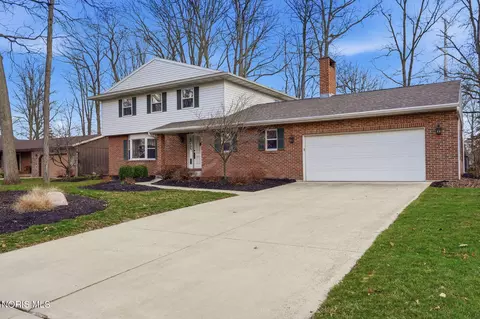 3237 Gleneagle Dr, Findlay, OH 45840