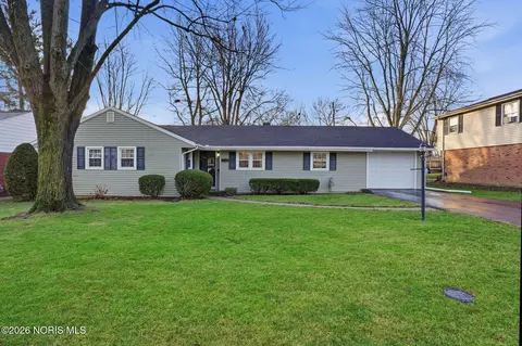 125 Woodley Ter, Findlay, OH 45840