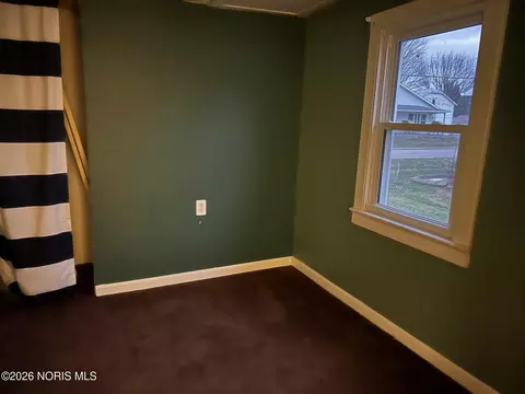 Bedroom - 379 W Spring St, Upper Sandusky, OH 43351 photo 3 of 4