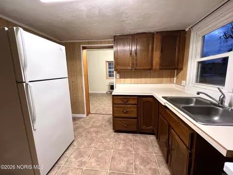Kitchen - 379 W Spring St, Upper Sandusky, OH 43351 photo 2 of 3