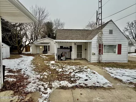 Exterior - 1535 E 3rd St, Ottawa, OH 45875 photo 1 of 1